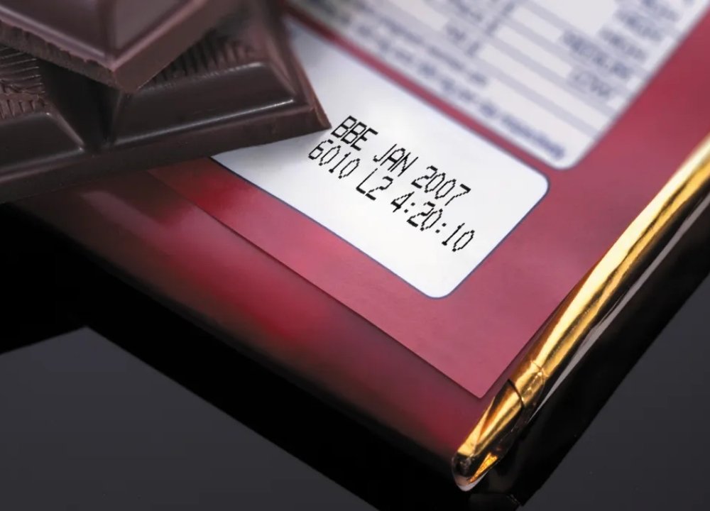 Máy khắc dấu laser mang đến khả năng khắc dấu với độ chính xác cao