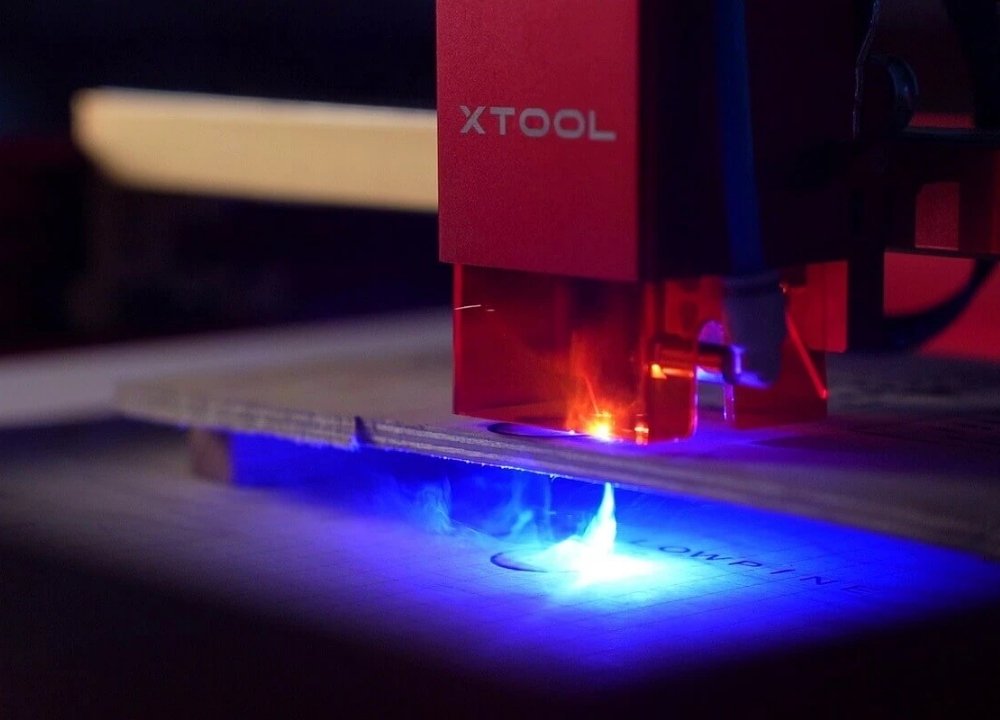 Cách chỉnh tiêu cự máy cắt laser