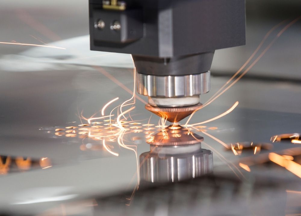 Trong bối cảnh hiện nay, công nghệ laser nổi lên như một giải pháp sản xuất tiên tiến